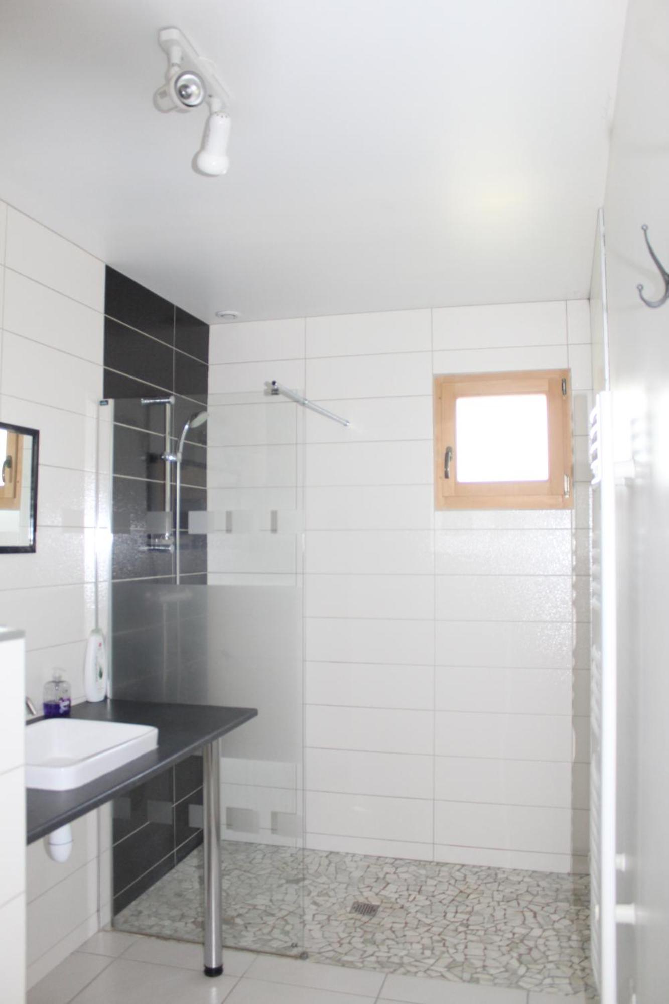 Chalet De Charme Le Contemporain Ney Exterior foto